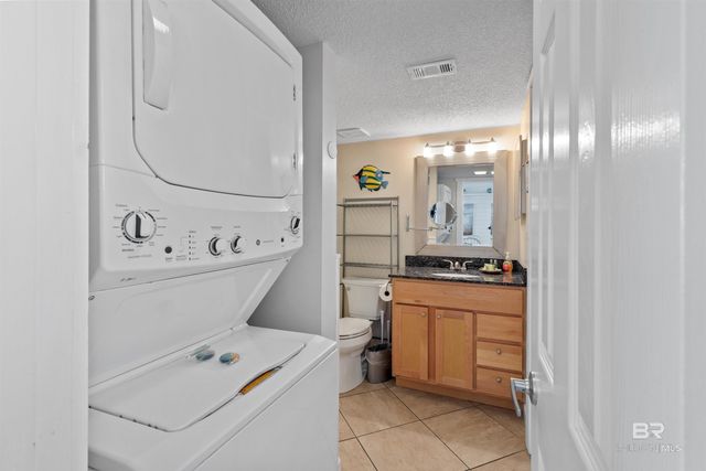 1027 W Beach Boulevard 212, Gulf Shores, AL 36542