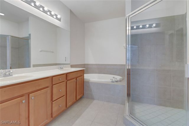 9345 La Playa CT 2011, Bonita Springs, FL 34135