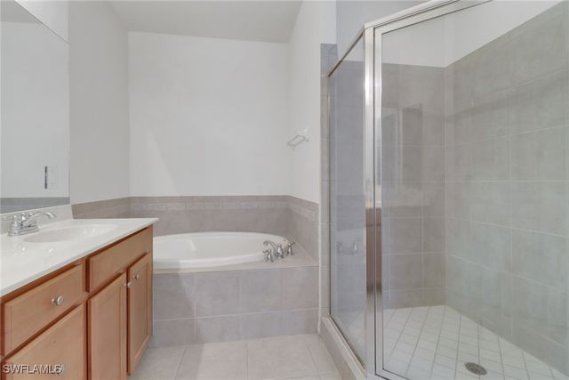 9345 La Playa CT 2011, Bonita Springs, FL 34135