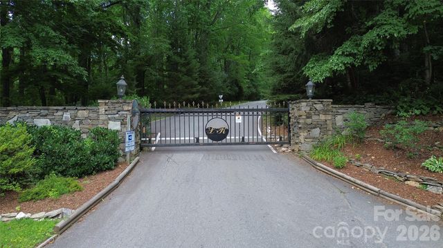 7 White Birch Court, Black Mountain, NC 28711