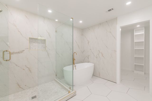 13516 Spring Grove Avenue, Dallas, TX 75240