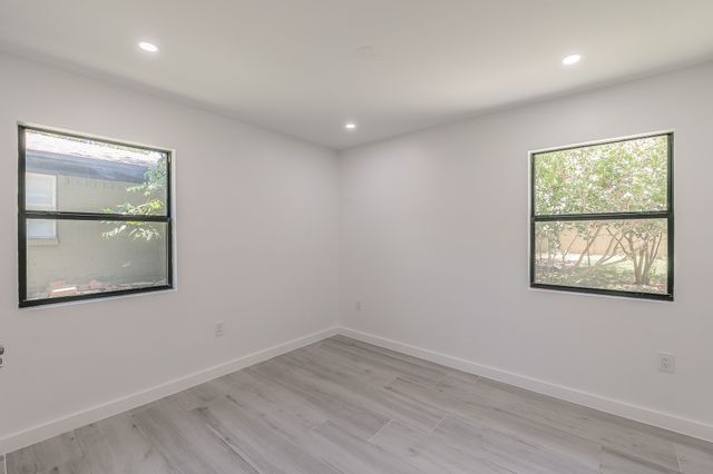 13516 Spring Grove Avenue, Dallas, TX 75240