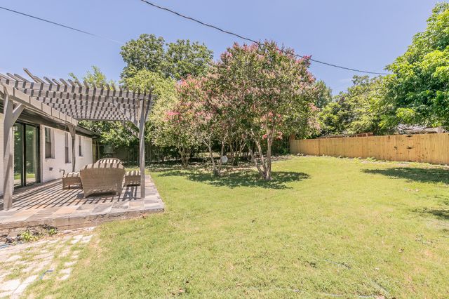 13516 Spring Grove Avenue, Dallas, TX 75240
