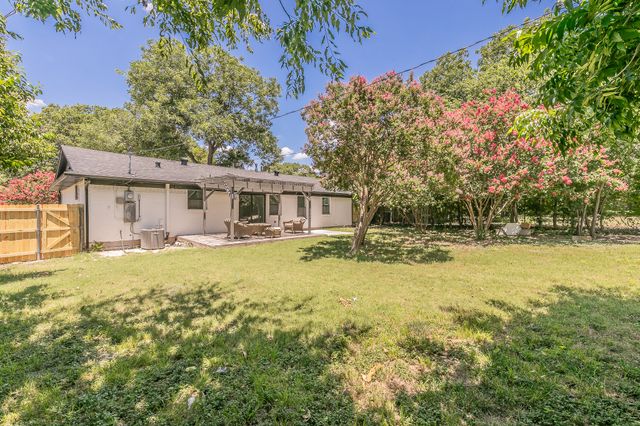 13516 Spring Grove Avenue, Dallas, TX 75240