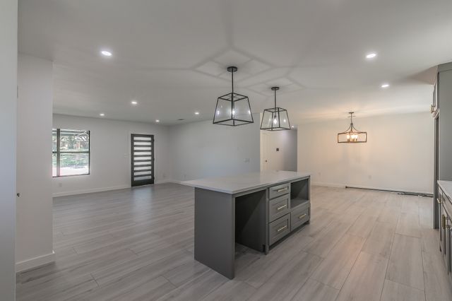 13516 Spring Grove Avenue, Dallas, TX 75240
