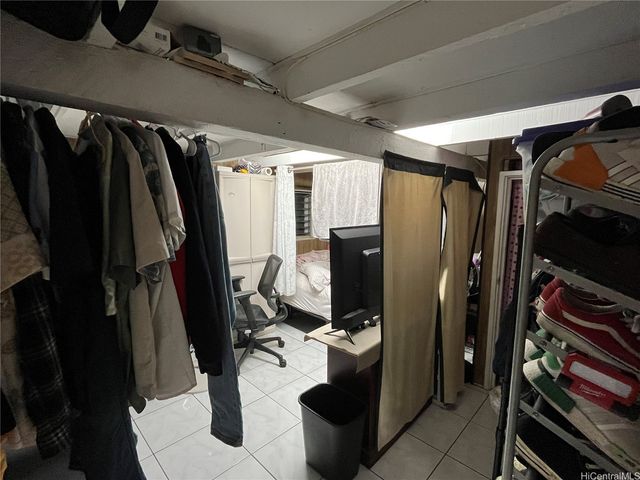 1142 Richard Lane, Honolulu, HI 96819