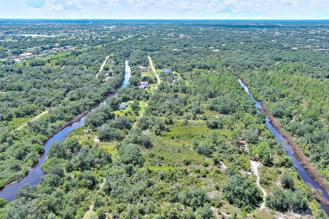 1353 Wallaroo Court, Punta Gorda, FL 33983