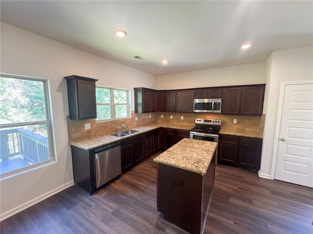 672 Mill Creek Trail, Jonesboro, GA 30238