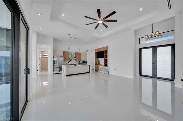 323 NW 11th TER, Cape Coral, FL 33993