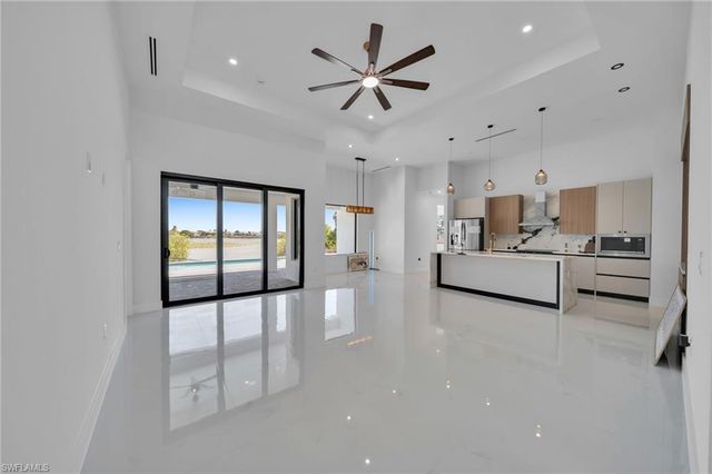 323 NW 11th TER, Cape Coral, FL 33993