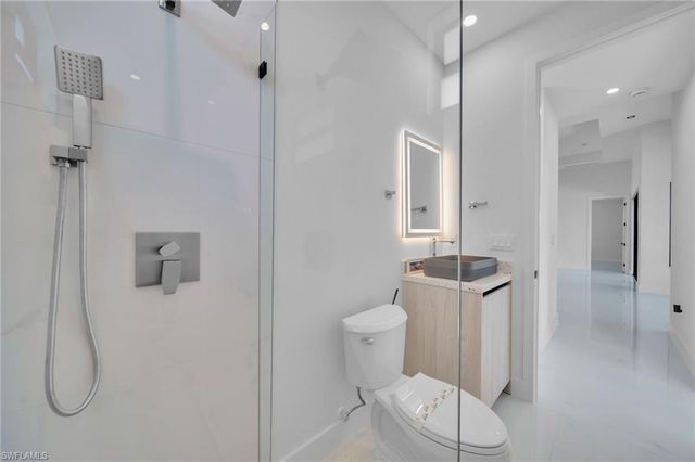 323 NW 11th TER, Cape Coral, FL 33993