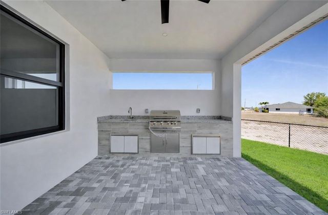 323 NW 11th TER, Cape Coral, FL 33993