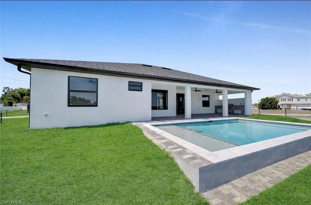 323 NW 11th TER, Cape Coral, FL 33993