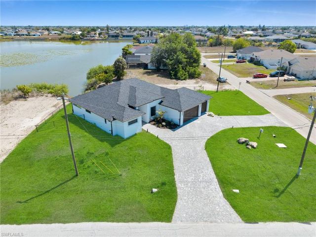 323 NW 11th TER, Cape Coral, FL 33993