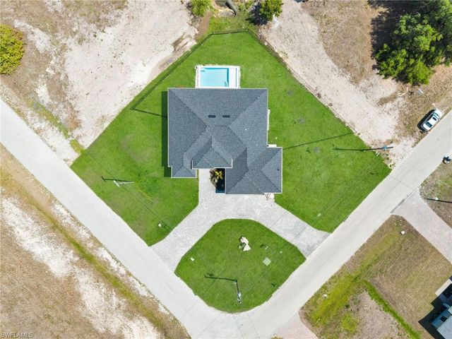 323 NW 11th TER, Cape Coral, FL 33993