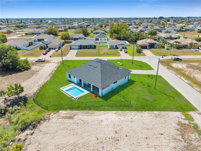 323 NW 11th TER, Cape Coral, FL 33993