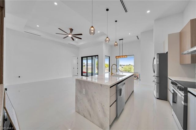 323 NW 11th TER, Cape Coral, FL 33993