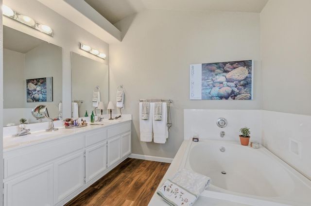 5171 Camden Rd, Rocklin, CA 95765