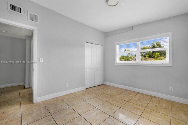 18100 NW 7th Pl, Miami Gardens, FL 33169