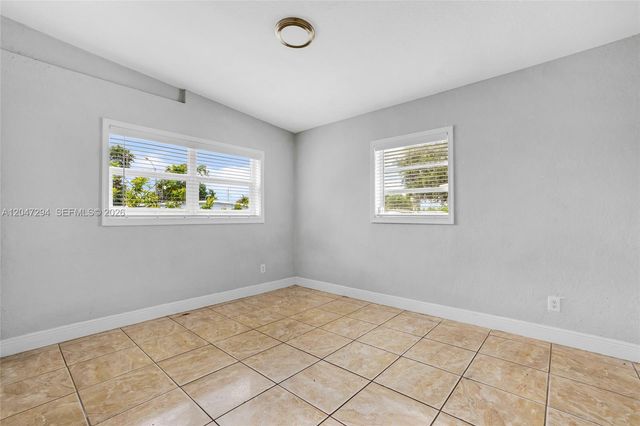 18100 NW 7th Pl, Miami Gardens, FL 33169