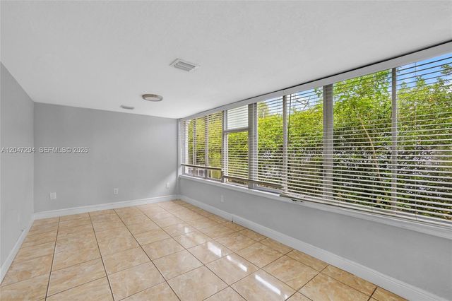 18100 NW 7th Pl, Miami Gardens, FL 33169