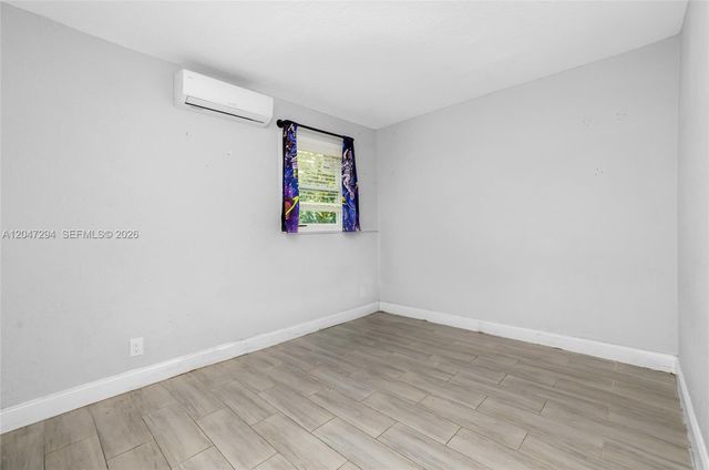 18100 NW 7th Pl, Miami Gardens, FL 33169