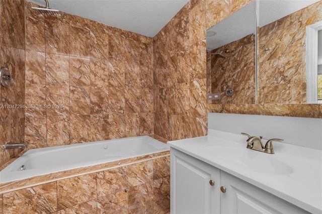 18100 NW 7th Pl, Miami Gardens, FL 33169