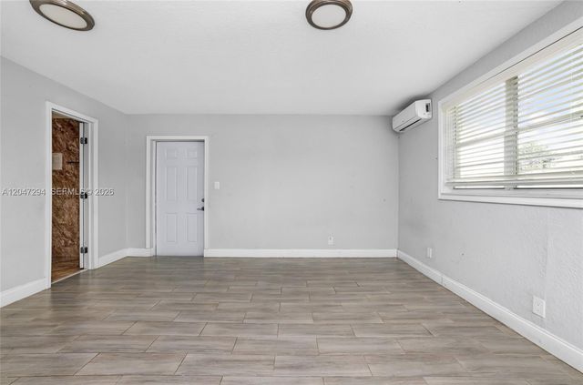 18100 NW 7th Pl, Miami Gardens, FL 33169