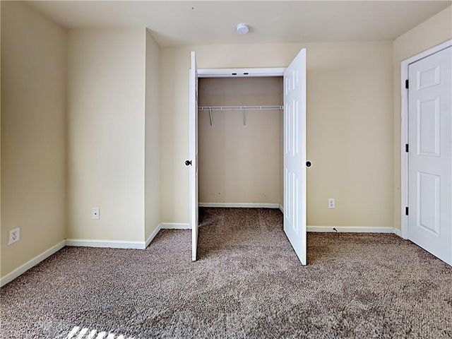 1091 Forest Creek Drive, Canton, GA 30115