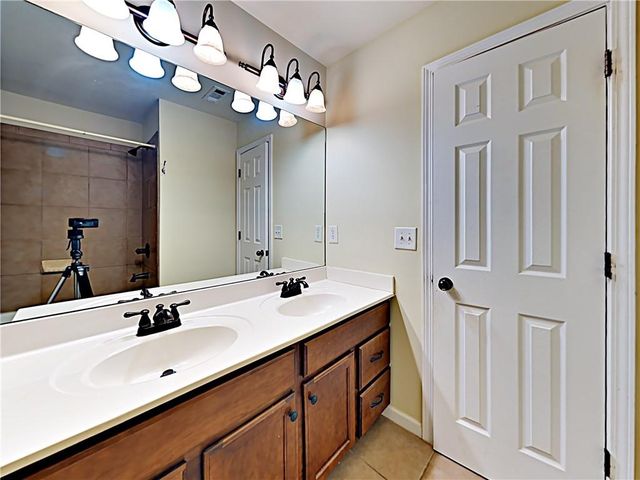 1091 Forest Creek Drive, Canton, GA 30115