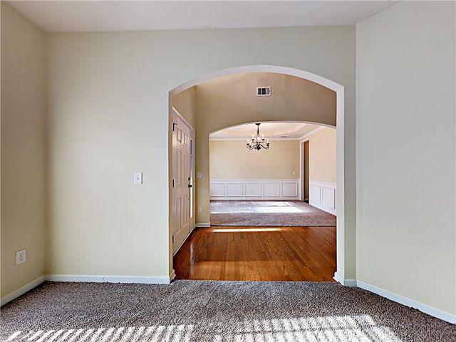 1091 Forest Creek Drive, Canton, GA 30115