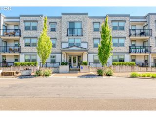 28750 Sw CAMPANILE Ln 207, Wilsonville, OR 97070