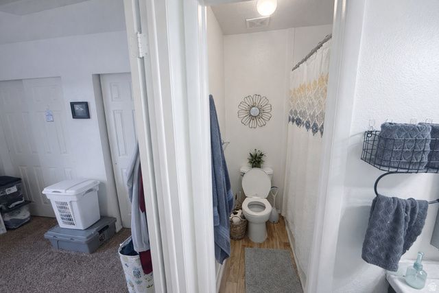 243 E 1200 ST, Centerville, UT 84014