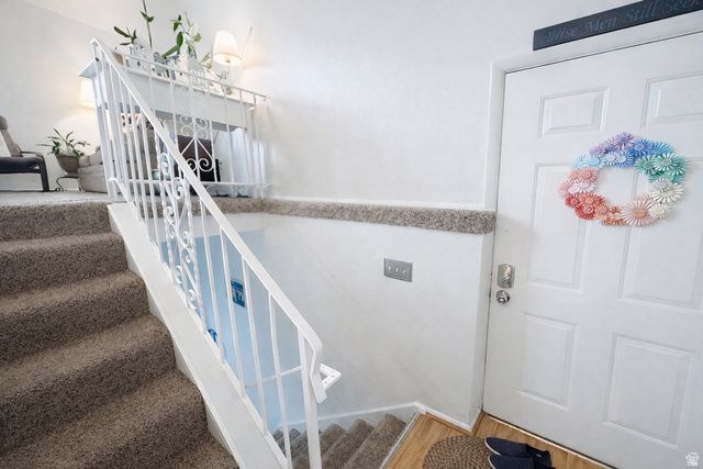 243 E 1200 ST, Centerville, UT 84014