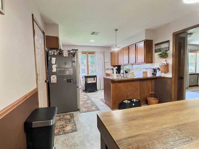 818 E Greenway Ct., Derby, KS 67037