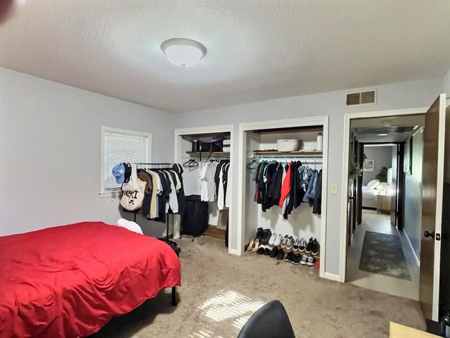 818 E Greenway Ct., Derby, KS 67037