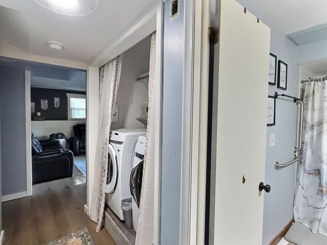 818 E Greenway Ct., Derby, KS 67037