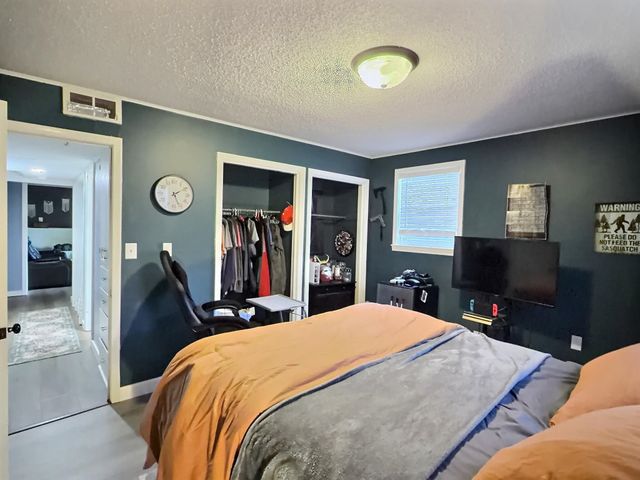 818 E Greenway Ct., Derby, KS 67037