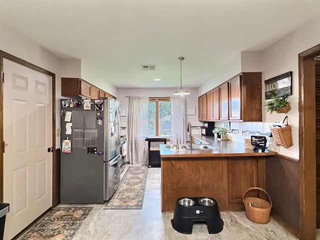 818 E Greenway Ct., Derby, KS 67037