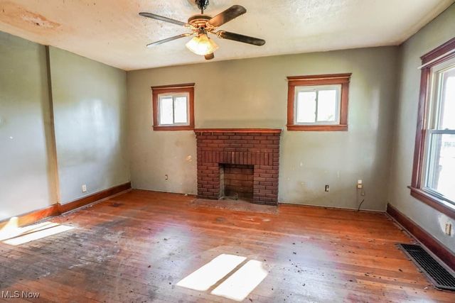 403 N Saint Clair Street, Girard, OH 44420