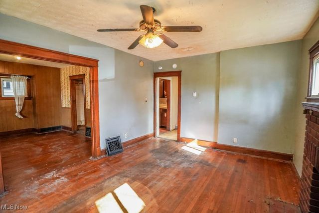 403 N Saint Clair Street, Girard, OH 44420