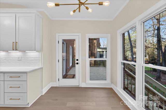 10409 Balmoral Circle, Charlotte, NC 28210