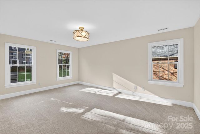 10409 Balmoral Circle, Charlotte, NC 28210