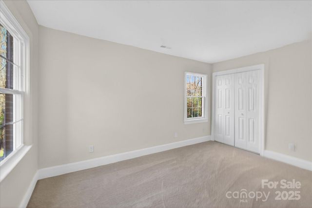 10409 Balmoral Circle, Charlotte, NC 28210