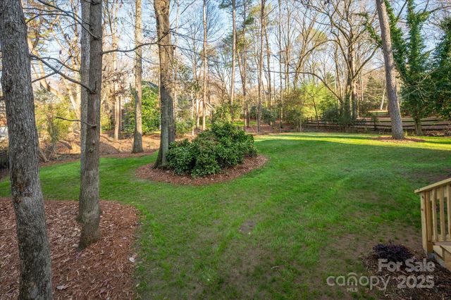 10409 Balmoral Circle, Charlotte, NC 28210