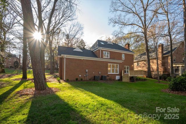 10409 Balmoral Circle, Charlotte, NC 28210