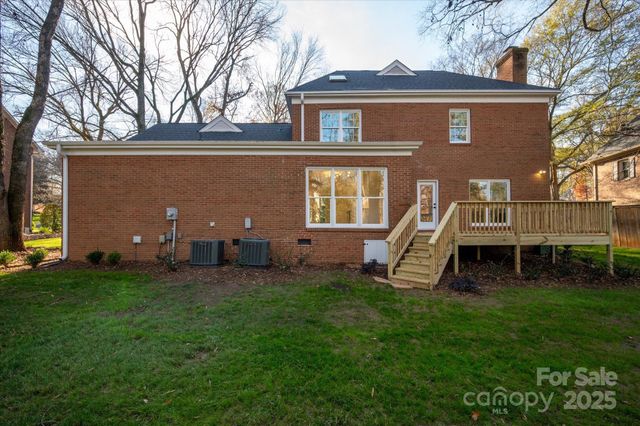 10409 Balmoral Circle, Charlotte, NC 28210