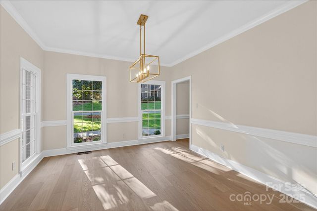 10409 Balmoral Circle, Charlotte, NC 28210