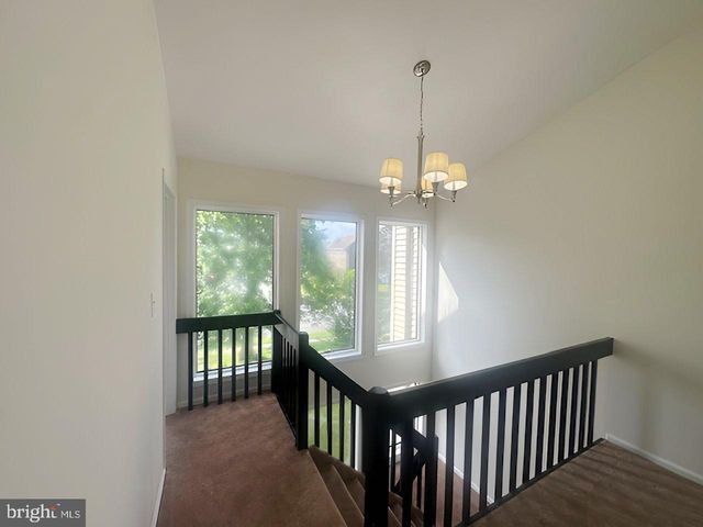 24 PULLMAN LOOP, Dayton, NJ 08810