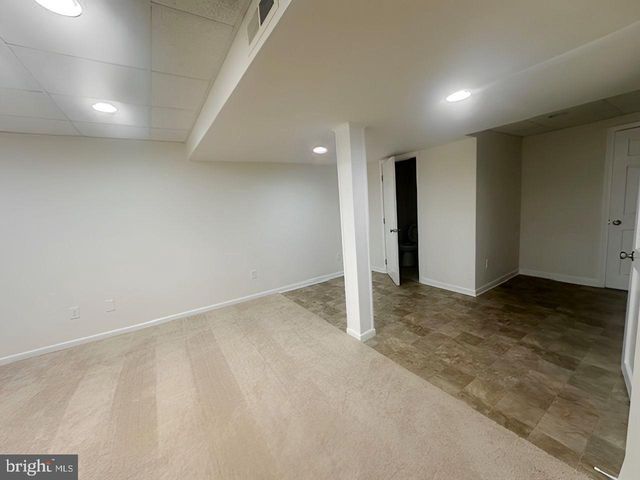 24 PULLMAN LOOP, Dayton, NJ 08810